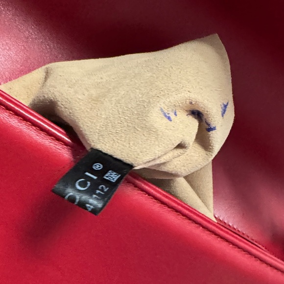Red Gucci Marmont Bag - Picture 5 of 6